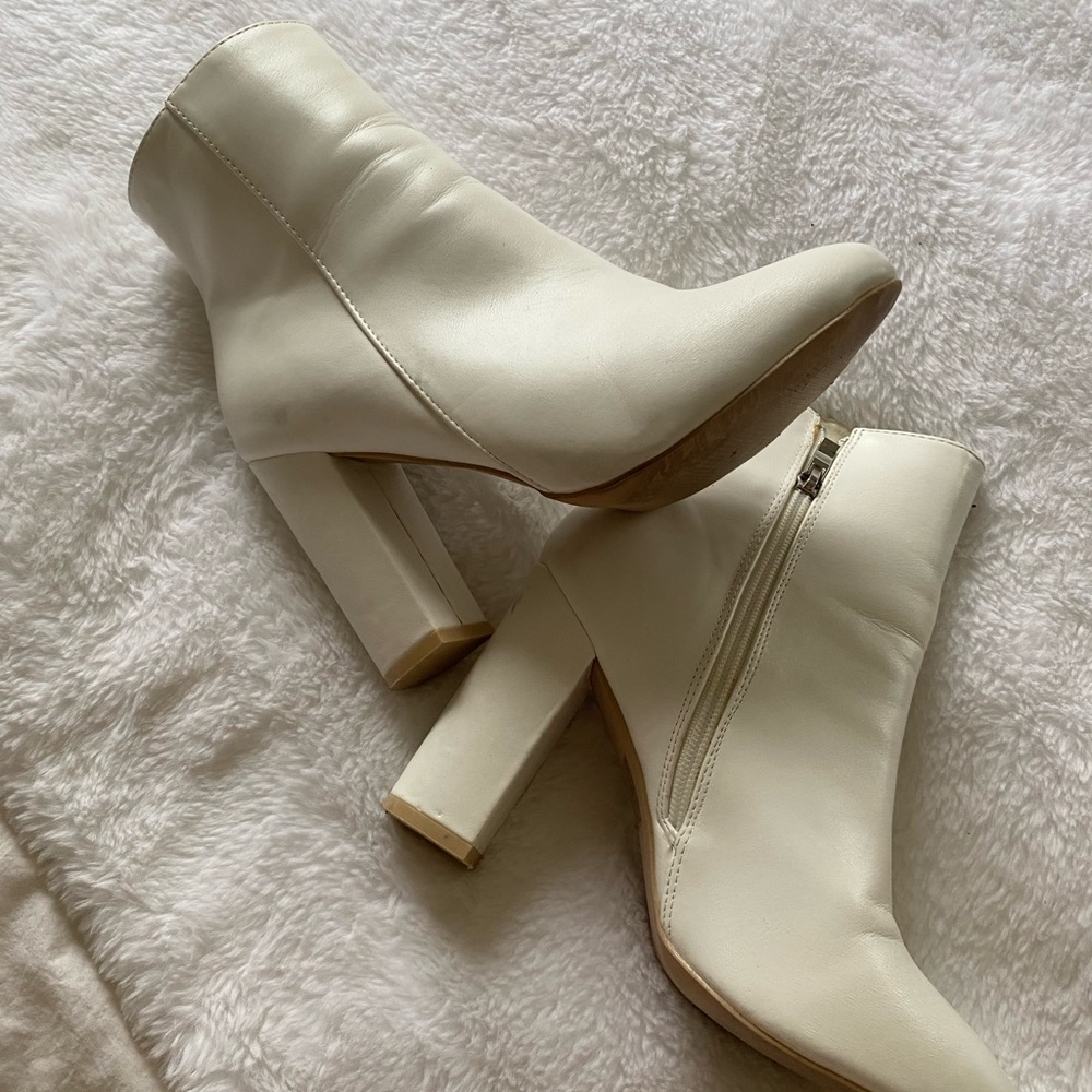 White Heeled Booties Sz 7